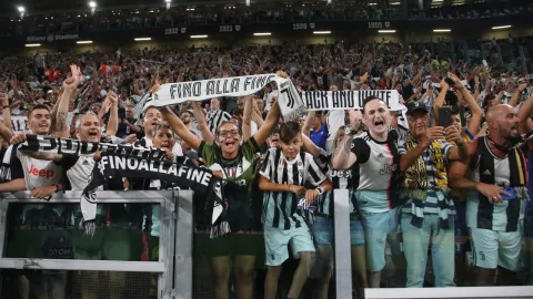 Juventus Pesta Gol, Bantai Torino di Allianz Stadium - GenPI.co