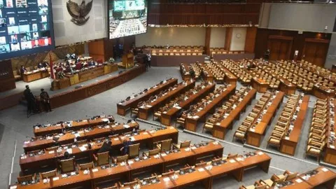 Pengamat Bongkar Keresahan Soal Amendemen UUD 45 - GenPI.co