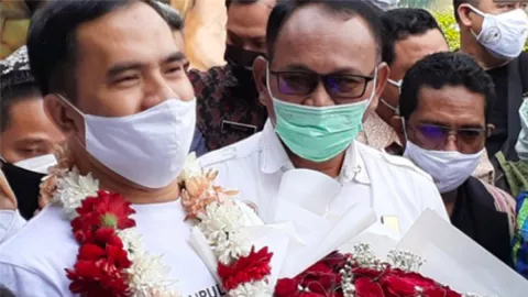 Bebas dari Penjara, Wajah Saipul Jamil Semringah Banget! - GenPI.co