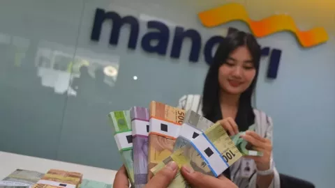 Cara Tarik Tunai Tanpa Kartu ATM Mandiri, Nggak Ribet - GenPI.co