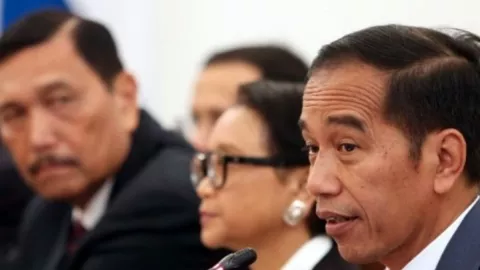 Diduga Ada Mafia di Kabinet Jokowi, Projo Lantang Bilang Begini - GenPI.co