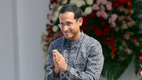 Reshuffle Kabinet Jokowi, Nadiem Makarim Layak Out, Telak - GenPI.co