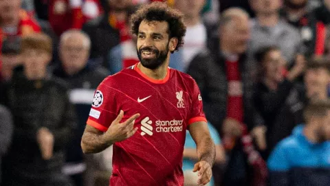 Menang Dramatis dari AC Milan, Salah Jadi Raja Baru Liverpool - GenPI.co