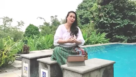 Zoya Amirin Bongkar Hebatnya Anu Wanita, Auww Nikmat - GenPI.co