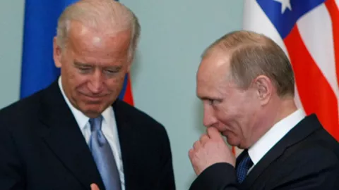 Vladimir Putin Sewot, Joe Biden Jadi Sasaran - GenPI.co