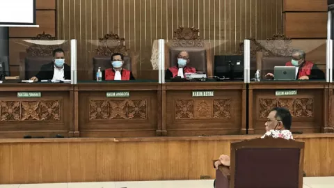 Mengejutkan, Jaksa Tuntut Jumhur Hidayat 3 Tahun Penjara - GenPI.co