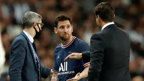 Buka-bukaan, PSG Mengaku Nyesal Pilih Lionel Messi - GenPI.co