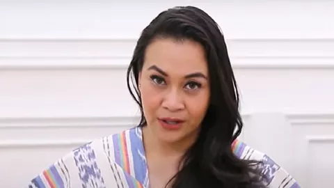 Zoya Amirin Beber Berbahaya Coblos Belakang Saat Bermain Cinta - GenPI.co