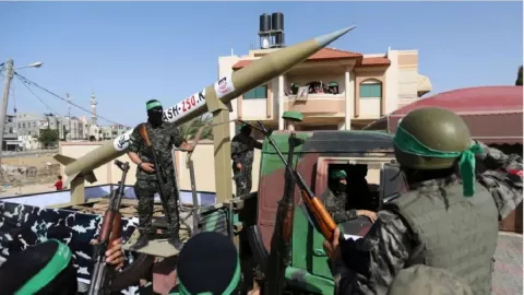 IDF Siaga, Antisipasi Balas Dendam Hamas dengan Serangan Roket - GenPI.co