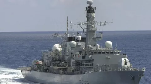Aksi Gila Kapal Fregat Inggris, China Bisa Naik Darah - GenPI.co