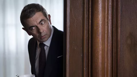 Rowan Atkinson Bakal Bintangi Film Terbaru, Wah Seru Nih! - GenPI.co