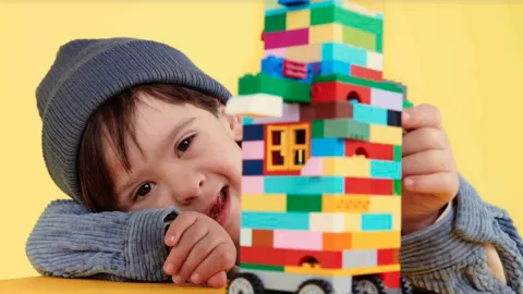 Bunda Harus Tahu, Main LEGO Bisa Berikan Manfaat Buat Anak! - GenPI.co