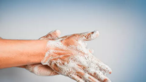 Penelitian: Sabun Ampuh Hilangkan Bakteri Daripada Hand Sanitizer - GenPI.co
