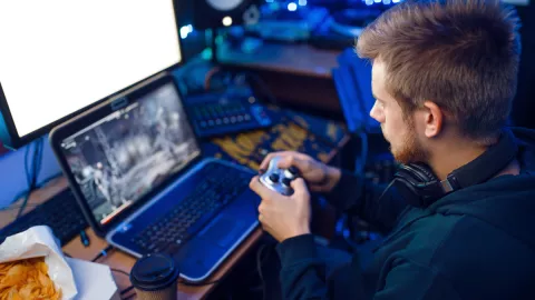Psikolog Ungkap Penyebab Remaja Keranjingan Bermain Online Game - GenPI.co