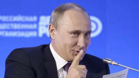 Terbongkar, Vladimir Putin Simpan Selir Cantik Aduhai - GenPI.co