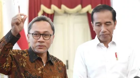 Presiden Jokowi Reshuffle Kabinet, Begini Respons Pengamat - GenPI.co