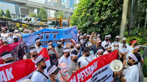 Ribuan Peternak Ayam dan Itik Tagih Janji Jokowi - GenPI.co