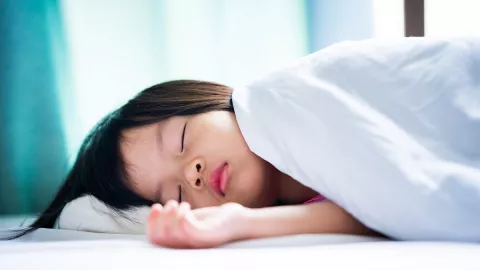 Banyak Manfaat, 5 Cara agar Anak Bisa Tidur Siang Secara Teratur - GenPI.co