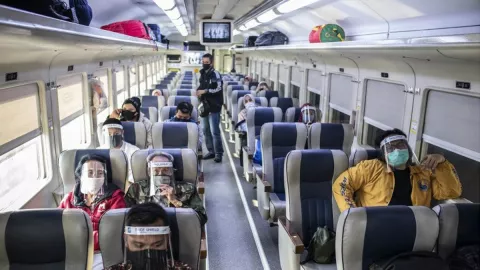 Harga Tiket Kereta Api Surabaya ke Jakarta, Buruan Beli - GenPI.co