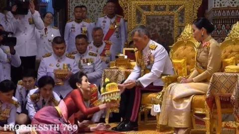 Adu Kuat Ratu vs Ratu - Raja Thailand Mati Gaya - GenPI.co