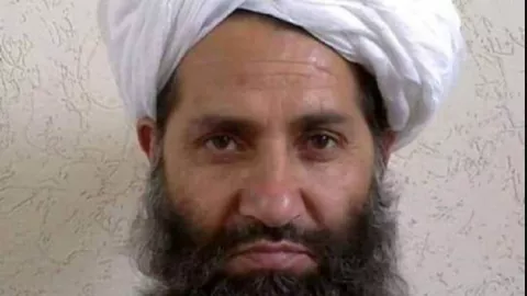 Momen Langka, Pemimpin Tertinggi Taliban Muncul di Depan Publik - GenPI.co