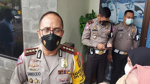 Mendadak, Dirlantas Polda Metro Jaya Kombes Sambodo Minta Maaf - GenPI.co