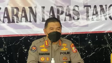 Tim Densus 88 Sita Ribuan Kotak Amal Kelompok Teroris Lampung - GenPI.co