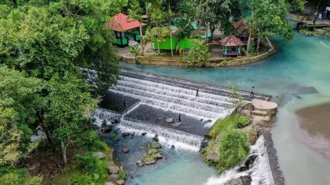 Sandiaga Uno Terpesona Desa Wisata di Lombok, Terbaik ADWI 2021 - GenPI.co