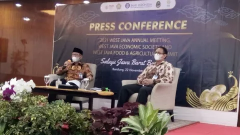 Evaluasi Kinerja Ekonomi Jabar di West Java Annual Meeting 2021 - GenPI.co
