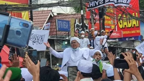 Direktur LKAB Sorot Tajam FPI Baru, Munarman Disebut - GenPI.co
