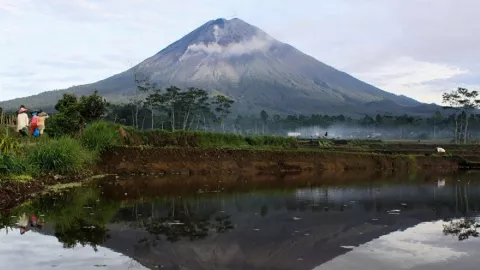 Cerita Pendaki Gunung Semeru, Ada Hujan Meteor - GenPI.co