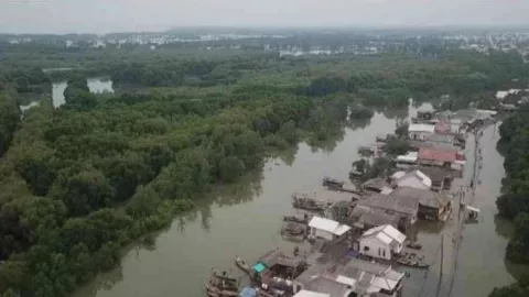 512 Warga Aceh Barat Terdampak Parah Banjir Rob, BPBD Bergerak - GenPI.co