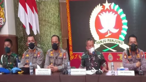 Ya Ampun, Anggota Polwan di Kalteng Dihajar TNI - GenPI.co