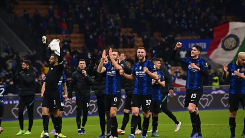 Inter Milan vs Cagliari 4-0: Nggak Kaget, Memang Tim Hebat - GenPI.co