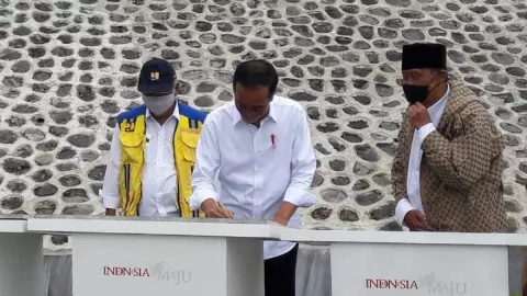 Jokowi Resmikan Empat Embung di Jawa Tengah, Biayanya Luar Biasa - GenPI.co