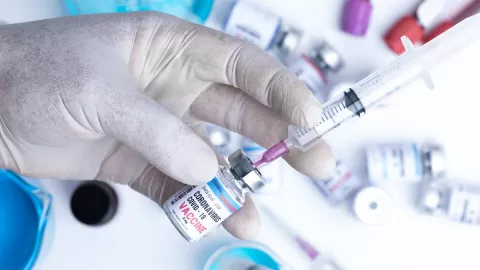 Kabar Gembira soal Vaksin Booster, Warga Sulsel Dijamin Senang - GenPI.co