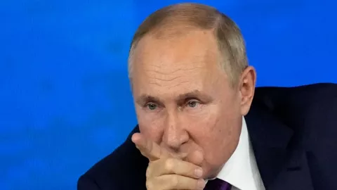 Vladimir Putin Membuat Pengakuan, Kubu Barat Langsung Heboh - GenPI.co