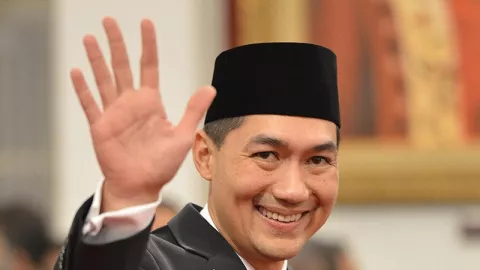Reshuffle Kabinet Berhembus, Mendag Lutfi Masuk Radar Jokowi? - GenPI.co