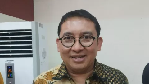 Fadli Zon Geram Lihat Tingkah Represif Aparat Kepolisian - GenPI.co