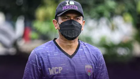 Coach Widodo Beri Wejangan, Pemain Persita Wajib Patuh - GenPI.co
