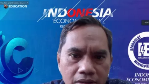 Indonesia Harus Fokus Akselerasi Perekonomian Selama 2022 - GenPI.co
