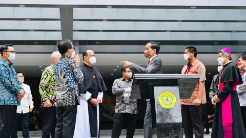 Jokowi Beber 3 Transformasi Besar Ekonomi di Indonesia - GenPI.co