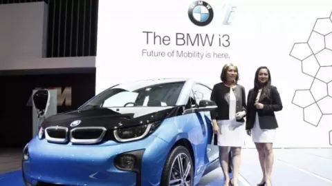BMW Indonesia Siap Luncurkan 3 Mobil Listrik, Keren Habis - GenPI.co