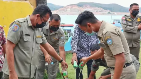 Satpol PP: Izin Usaha Penjual Miras di Tambelan Bisa Dicabut - GenPI.co