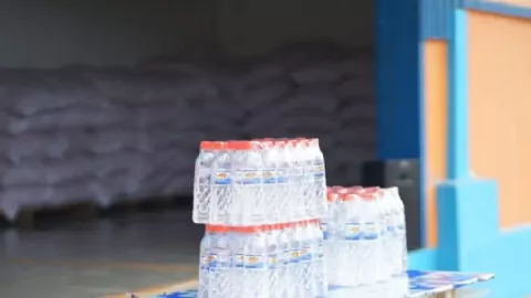 BUMD Lingga Luncurkan AMDK, Produk Minuman Asli Daerah - GenPI.co