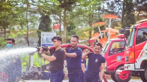 Damkar Tanjung Pinang Gelar Pelatihan, Tingkatkan Kualitas Armada - GenPI.co