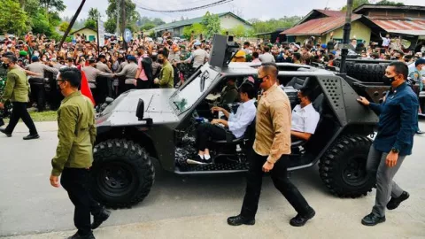 Kerumunan Habib Rizieq vs Lautan Massa Presiden Jokowi, Dahsyat! - GenPI.co
