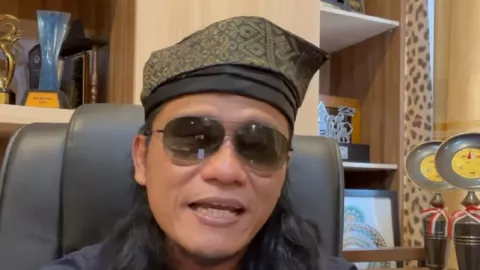 Diserang Persatuan Dukun Indonesia, Gus Miftah: Panjat Sosial! - GenPI.co