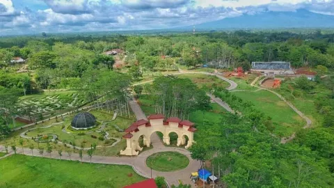 Kebun Raya Indrokilo, Siap-siap Kaget Lihat Jenis Tanaman Langka - GenPI.co