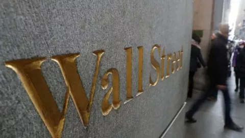 Wall Street Berakhir Naik, Investor Masih Fokus Kebijakan The Fed - GenPI.co